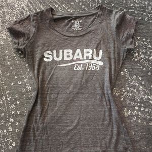 Womens Heather gray subaru tshirt small